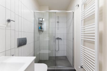 Bathroom with Shower and WC
