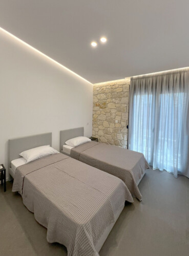 Bedroom with single beds