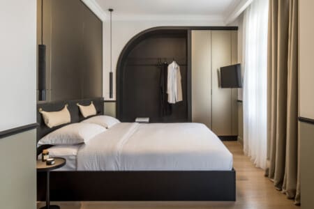 Queen Bed