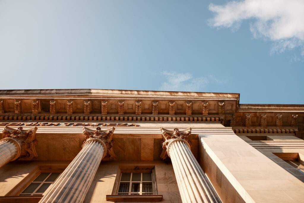 NBG Building Columns