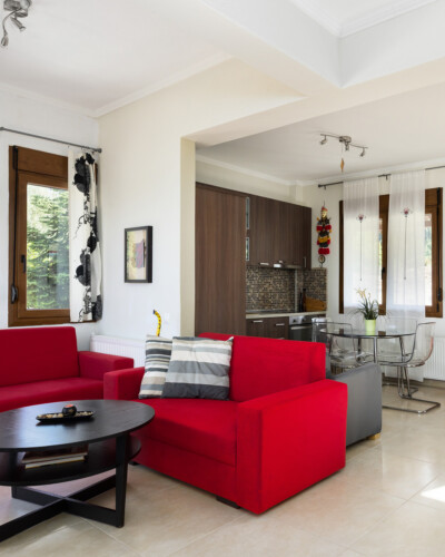 Frida & Rosa villas in Kripogi offering modern two-level holiday homes with private gardens and comfortable living spaces for a relaxing getaway in Halkidiki.