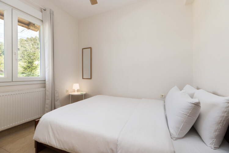 Villa Anthea in Fourka, a spacious holiday villa with private garden, outdoor dining area, and family-friendly amenities for a relaxing stay in Halkidiki.