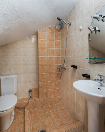 Villa Anthea in Fourka, a spacious holiday villa with private garden, outdoor dining area, and family-friendly amenities for a relaxing stay in Halkidiki.