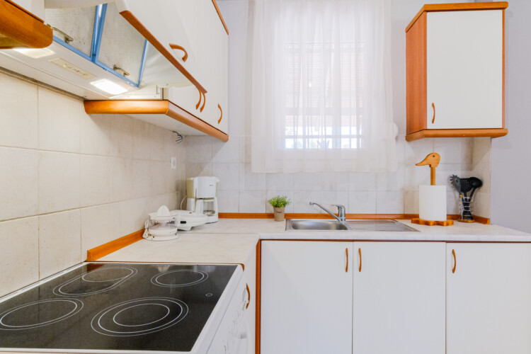 Villa Anthea in Fourka, a spacious holiday villa with private garden, outdoor dining area, and family-friendly amenities for a relaxing stay in Halkidiki.