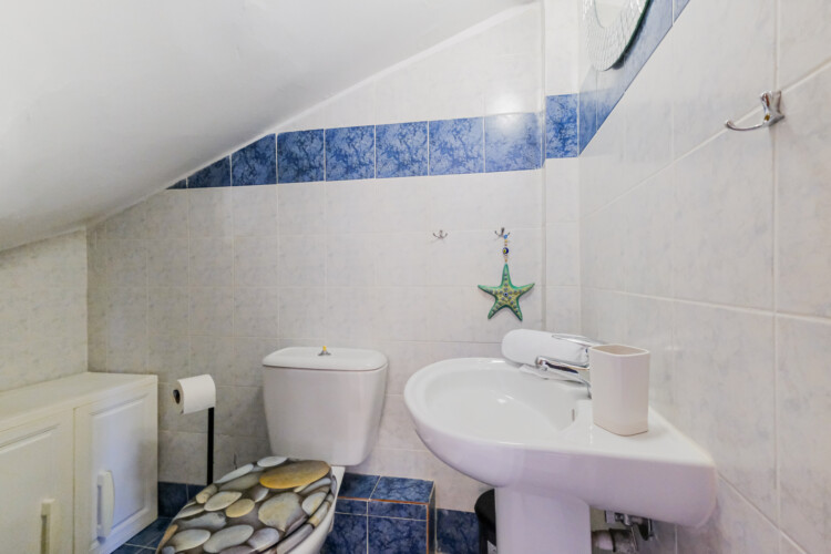 Villa Anthea in Fourka, a spacious holiday villa with private garden, outdoor dining area, and family-friendly amenities for a relaxing stay in Halkidiki.