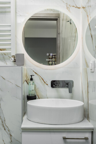 Eleanor one-bedroom apartment in the center of Thessaloniki with modern design, bright living room, and private balcony for a stylish city stay