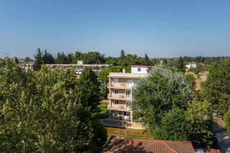 "KYMA STAY beachfront apartments in Palioura Epanomi, offering one-bedroom and two-bedroom options next to Kyma Beach Bar for a relaxing seaside getaway in Greece.