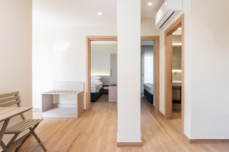 "KYMA STAY beachfront apartments in Palioura Epanomi, offering one-bedroom and two-bedroom options next to Kyma Beach Bar for a relaxing seaside getaway in Greece.