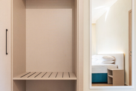 "KYMA STAY beachfront apartments in Palioura Epanomi, offering one-bedroom and two-bedroom options next to Kyma Beach Bar for a relaxing seaside getaway in Greece.